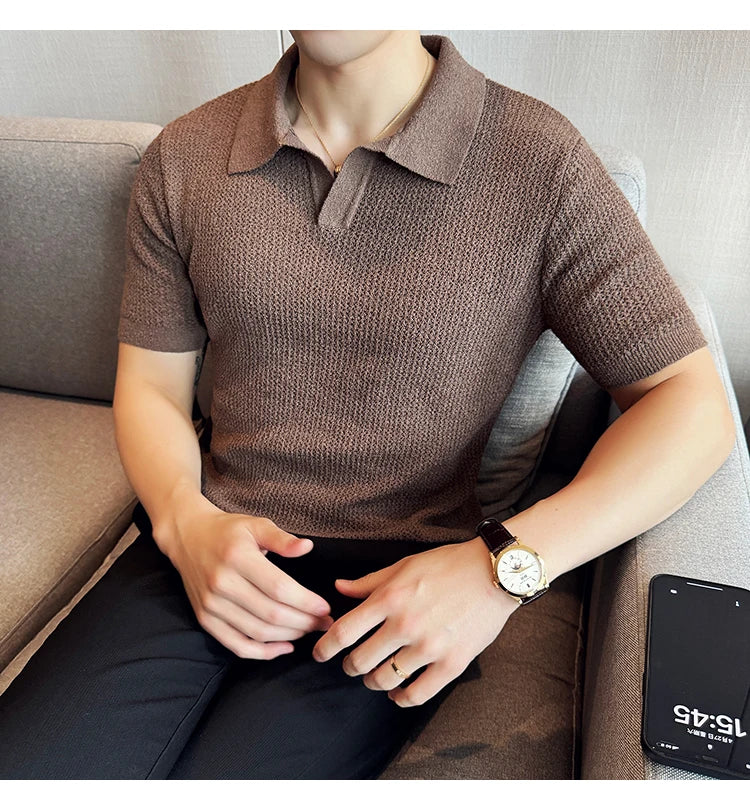 Hollow Knitted Short-Sleeved T-shirt, V-neck Brown Polo Shirt, High-End Quality, Cool, Luxury Genuine Goods，Slim Top