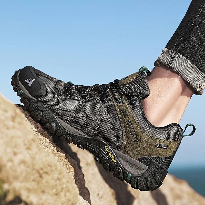 Non-slip Men Hiking Shoes Breathable Outdoor Wear Resistant Splashproof Climbing Men Sneaker Tourism Mountain Shoes