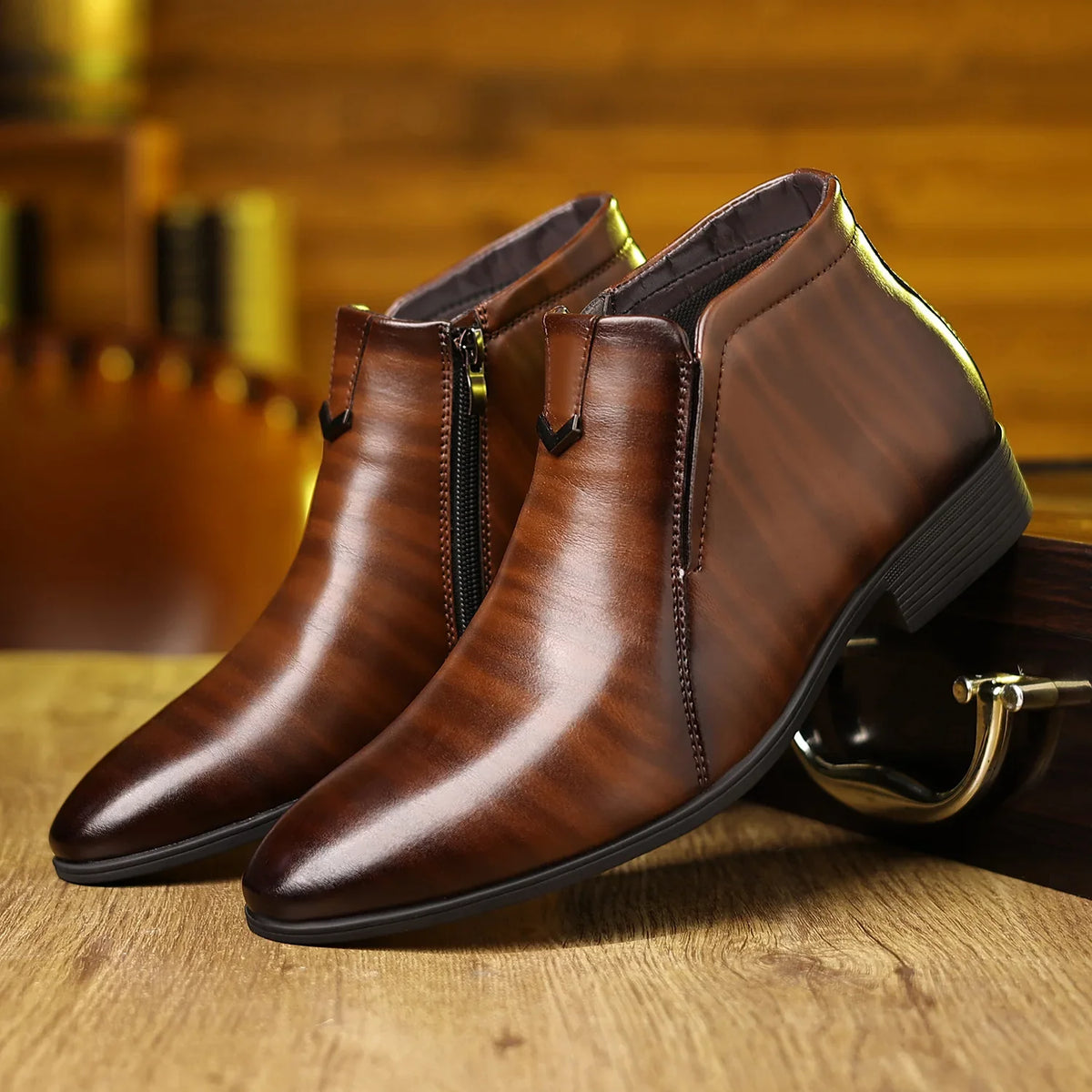 Men Handcrafted Leather Ankle Boots Side Zipper Pointed Toe Chelsea Boots Comfortable Non-slip Formal Business Casual Shoes 2026