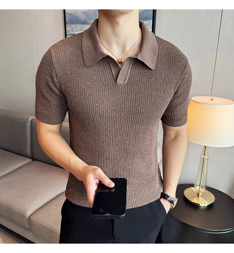 Hollow Knitted Short-Sleeved T-shirt, V-neck Brown Polo Shirt, High-End Quality, Cool, Luxury Genuine Goods，Slim Top