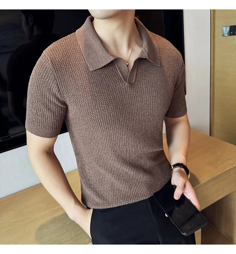 Hollow Knitted Short-Sleeved T-shirt, V-neck Brown Polo Shirt, High-End Quality, Cool, Luxury Genuine Goods，Slim Top