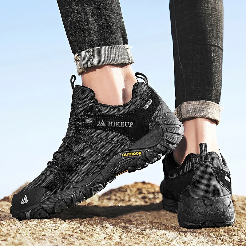 Non-slip Men Hiking Shoes Breathable Outdoor Wear Resistant Splashproof Climbing Men Sneaker Tourism Mountain Shoes