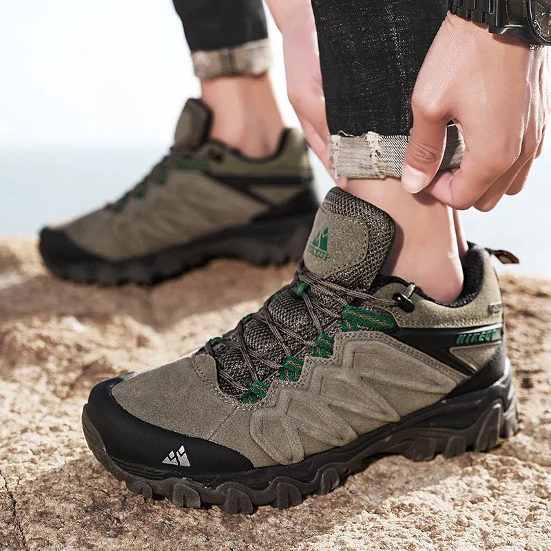 High Quality Leather Hiking Shoes Durable Outdoor Sport Men Trekking Leather Shoes Lace-Up Climbing Hunting Sneakers