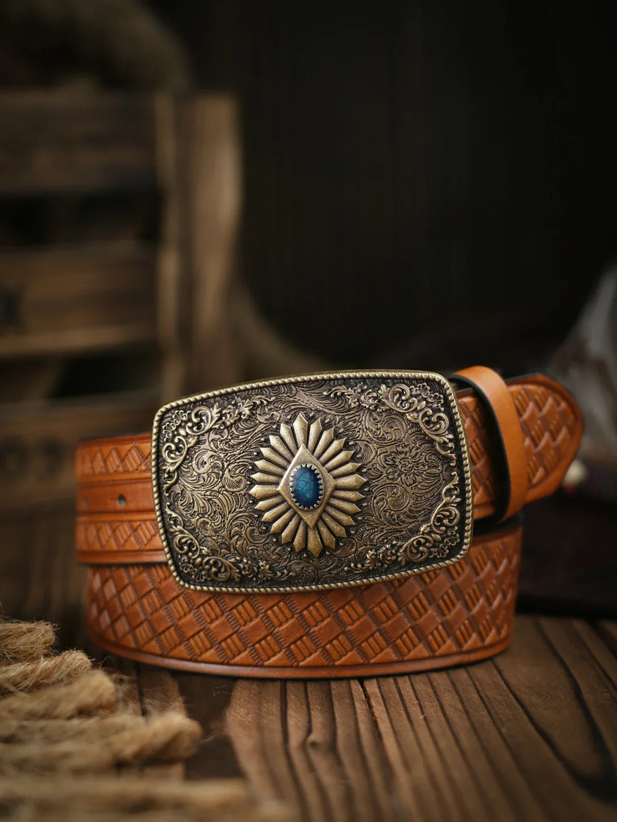 A Men's and Women's Casual Retro Belt Western Style! PU Leather Belt with Metal Buckle, Suitable for Daily Work Wear